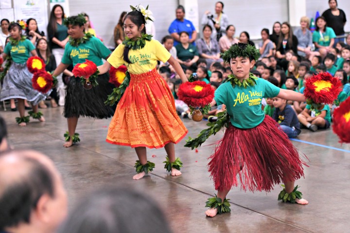 Honolulu 2018 hula dancers