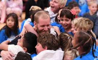 1000w 2018 Jackson Chris Bessonette with students