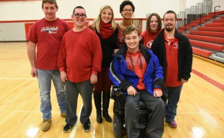 1000w Slippery Rock 2017 Melanie Cole with students