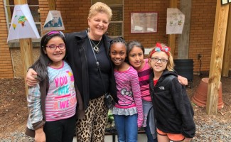 Cindy Moss with STEMinists 1000w