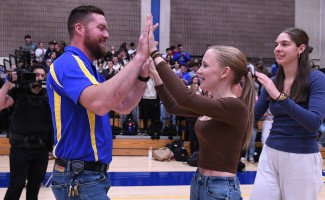 ba mason students congratulate 2