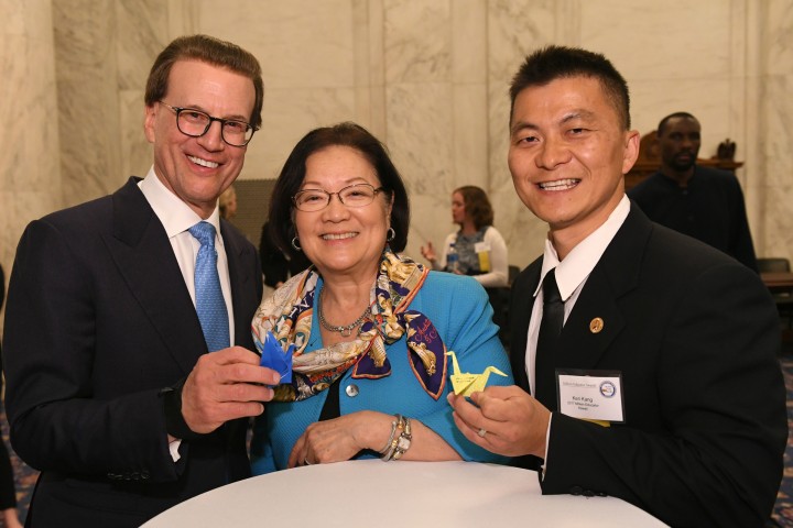 2018 CR Lowell Milken Mazie Hirono Ken Kang origami cranes