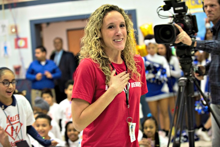 2018 Carteret Nicole Silva walks to front