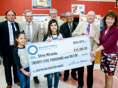 2018 Clovis Silvia Miranda check dignitaries