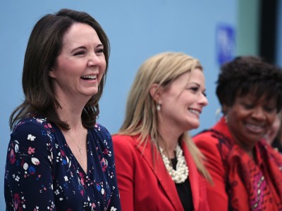 2018 Henderson Wendy Shirey listens