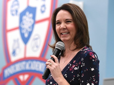 2018 Henderson principal Wendy Shirey opens assembly