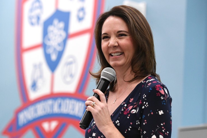 2018 Henderson principal Wendy Shirey opens assembly