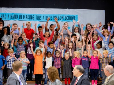 2018 Kingsland students singing