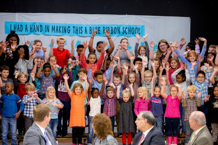 2018 Kingsland students singing