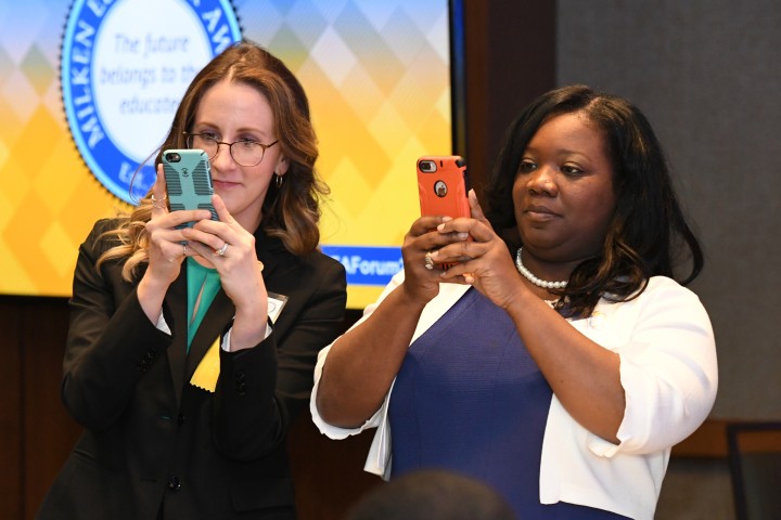 2018 MEA Forum Katherine Watkins Meah King taking pictures