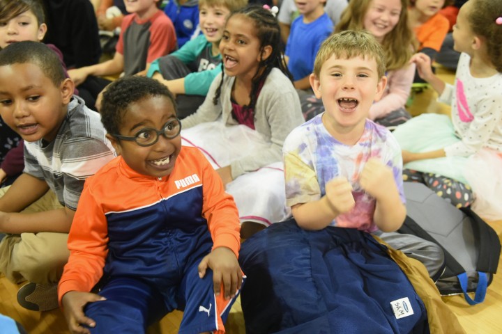 2018 Silver Spring students cheer