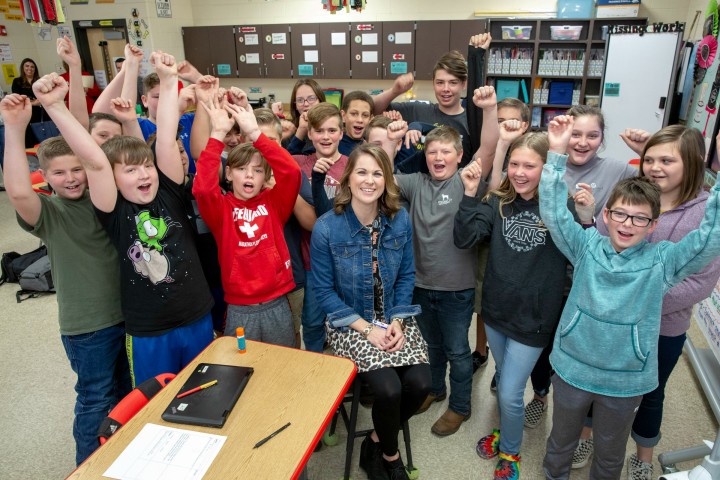 2019 FL Kristen Musgrove students cheering