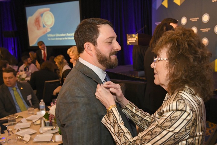 2019 Forum Jane Foley Chad Downs pinning