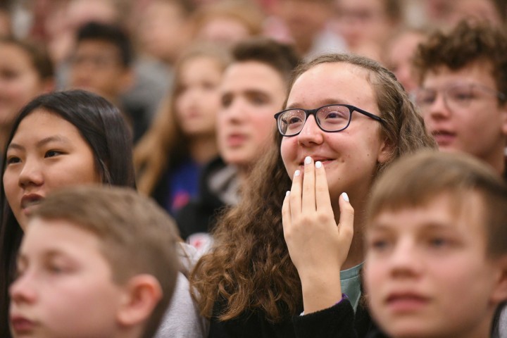 2019 KS students waiting