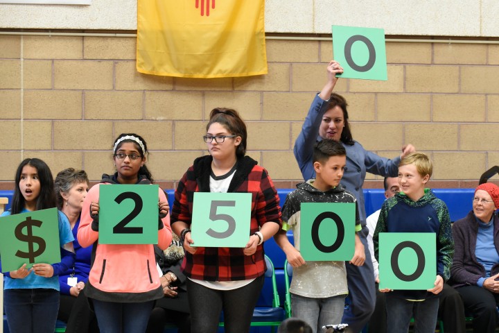 Amy Biehl students spell 25000