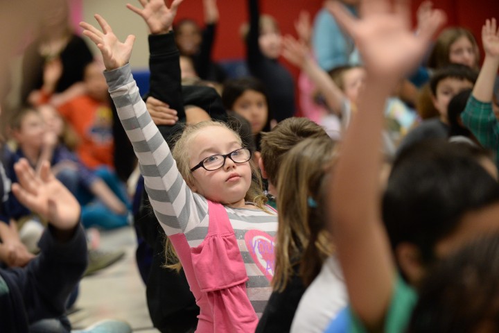 Amy Stanislowski students volunteer