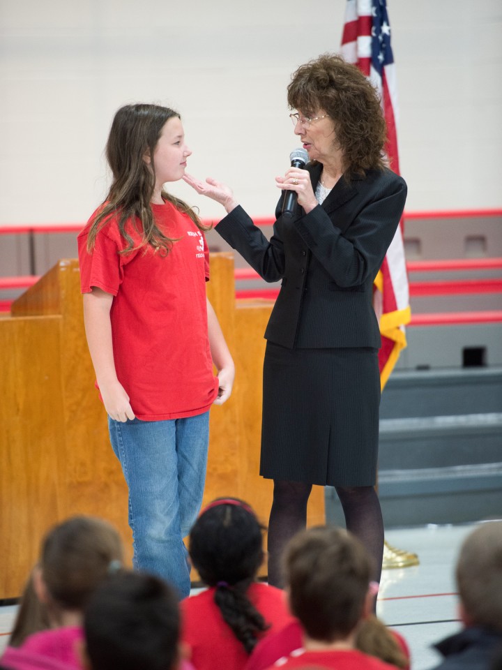 Cagney Weaver Jane Foley with volunteer