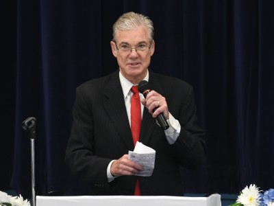 California superintendent Tom Torlakson Suisun Elementary
