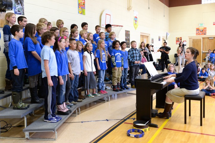 Carrie Harper student choir