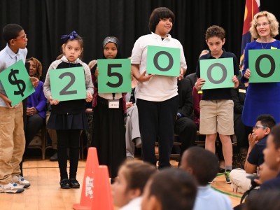 Elkhart students spell 25000