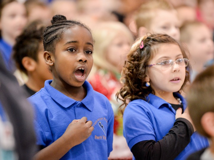 Ernie Adkins students Pledge of Allegiance