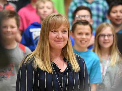 Felicia Casto portrait with students