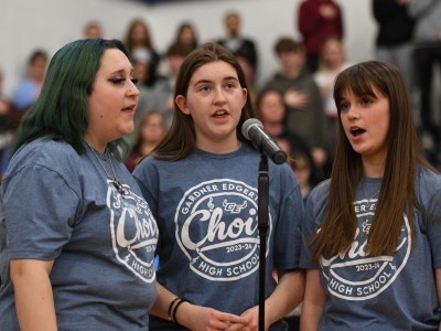 Gardner Students Singing