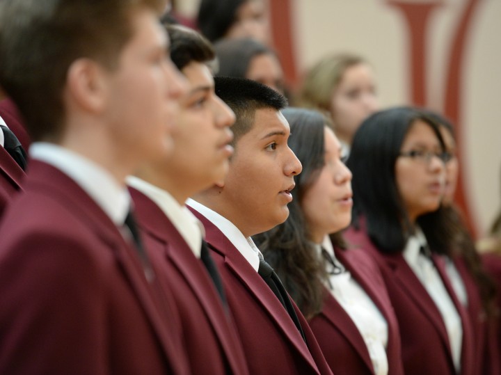 Glen Cove HS Select Chorale sings