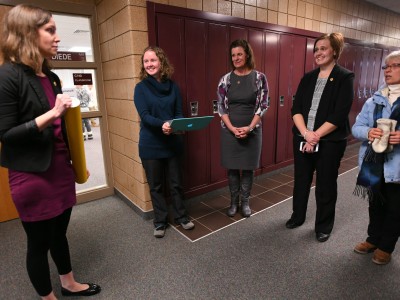 Harrisburg 2017 Carla Diede veterans outside classroom