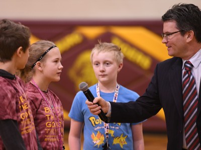Harrisburg 2017 students help Greg Gallagher
