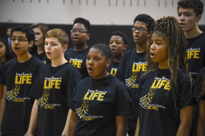 Hugo Owens Middle choir