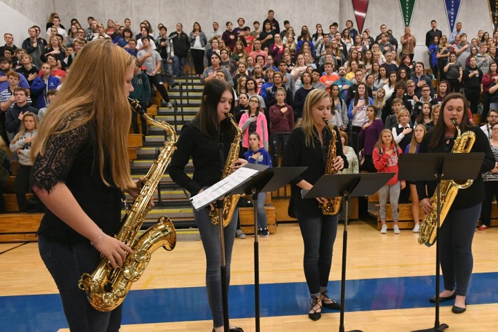 Imperial 2017 Seckman national anthem