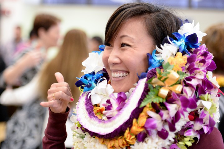 Jana Fukada signs the shaka