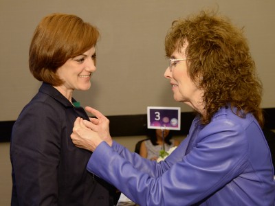 Jane Foley pins Amber Dortch