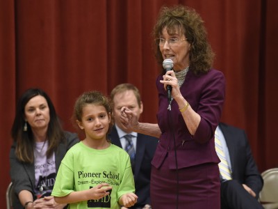 Jane Foley with Pioneer student 2