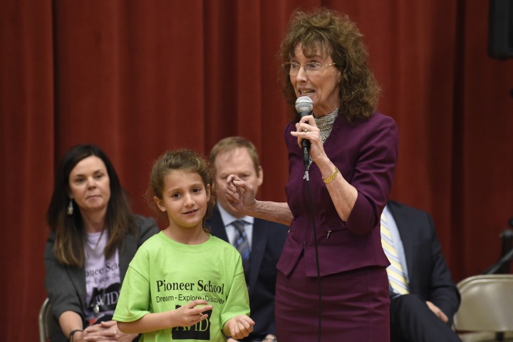 Jane Foley with Pioneer student 2