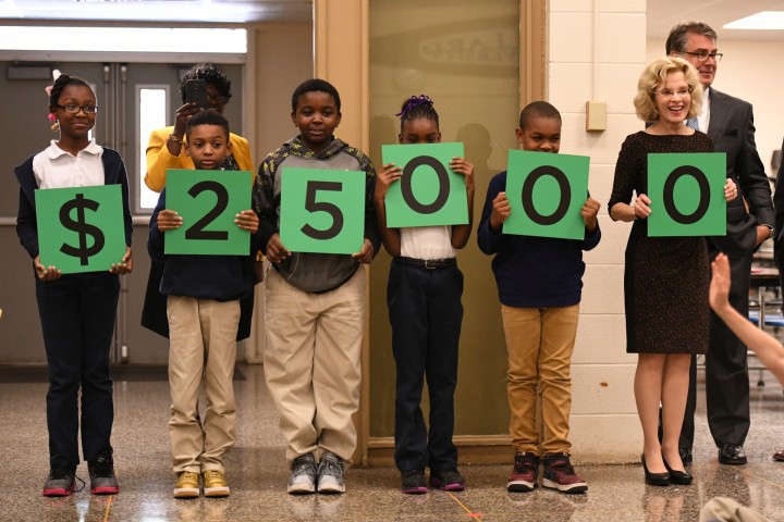 Jeanerette students spell award amount