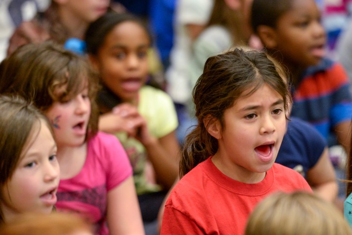 Jenna White students singing