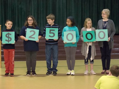 Jones Intermediate students spell 25000