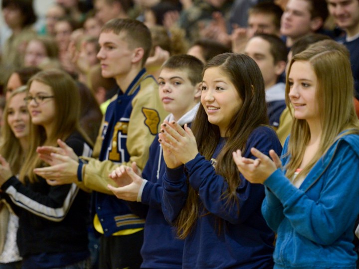 Katie Graupman students cheer