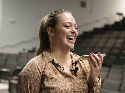 Kelly Sheridan Phone Call