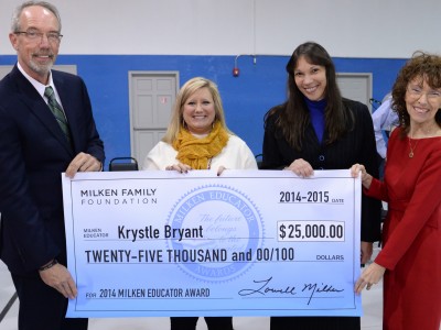 Krystle Bryant wth Thomas Bice Elizabeth Swinford and Jane Foley