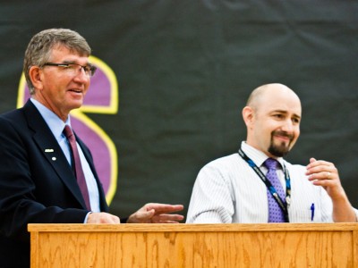 daniel-alderson-randy-dorn-accepts7793.jpg