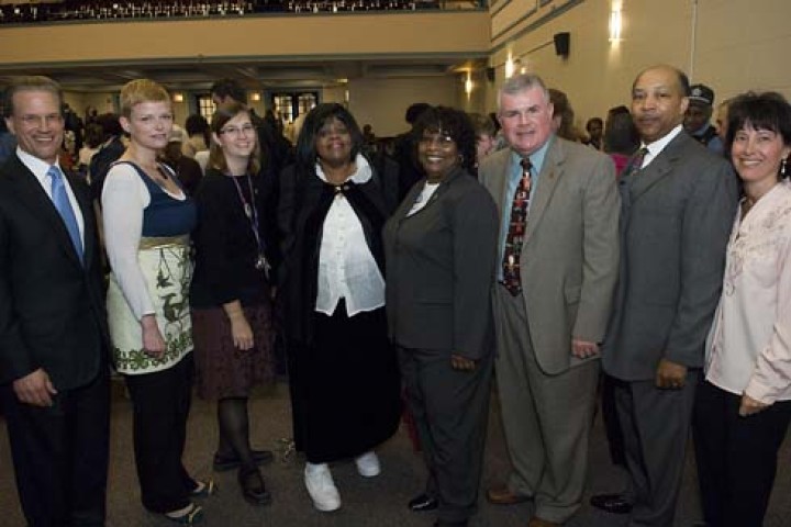 nn08_pershingwest4703.jpg