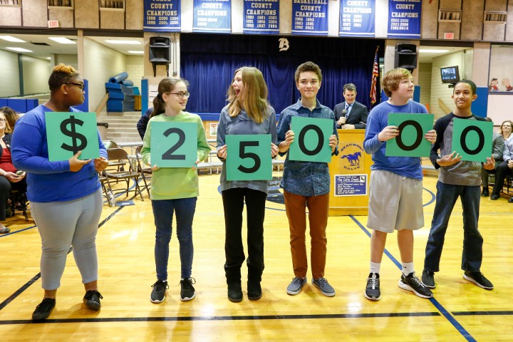 Lexington 2017 students spell 25000