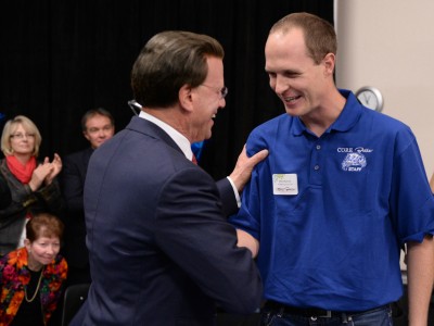 Lowell Milken congratulates Matt Harvey