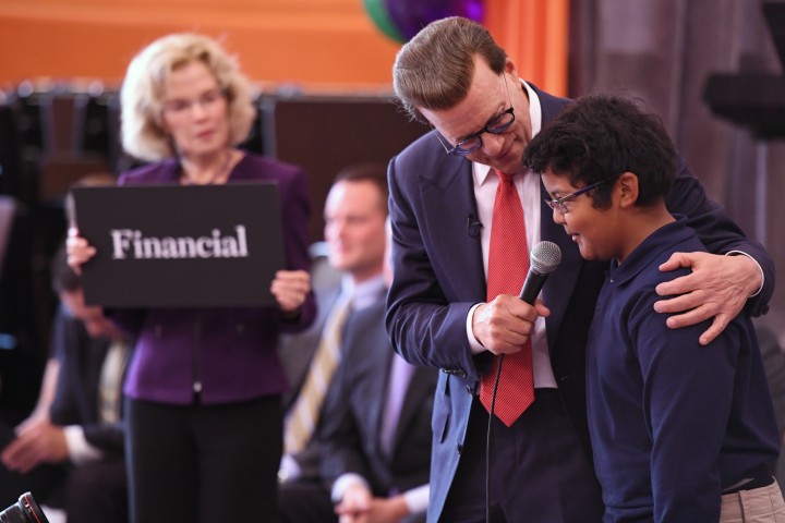 Lowell Milken with Jackson Elementary student