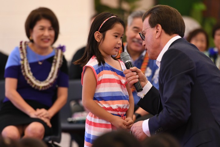 Lowell Milken with Momilani student 2