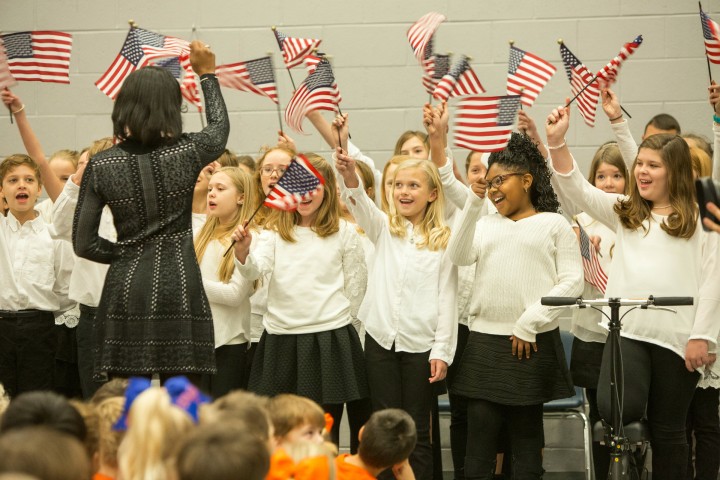 Madison Station choir performs