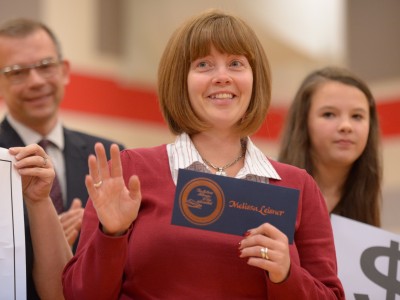Melissa Leisner with envelope